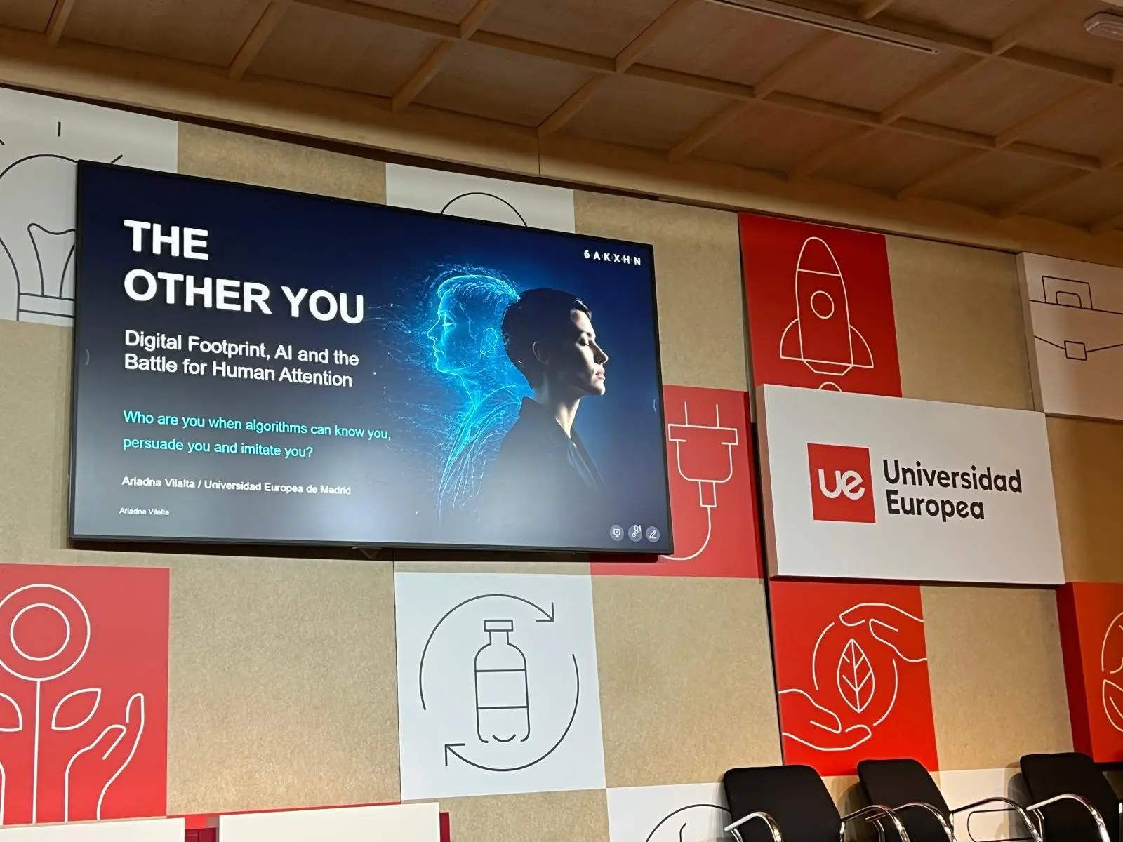 "The other you", conferencia de Ariadna Vilalta